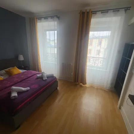 St Michel Pres Du Centre Avec Internet - Entree Autonome Apartment